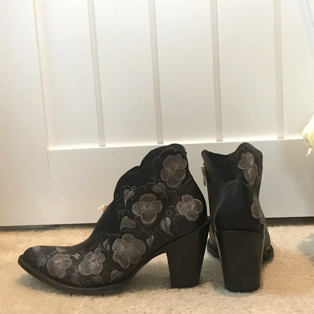 Old Gringo Black Suede Floral Embroidered Ankle Boots